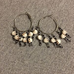 Skull earrings